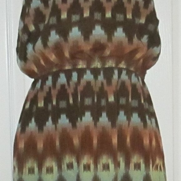 CITY TRIANGLES MULTI COLOR SIZ MED DRESS - Picture 2 of 8